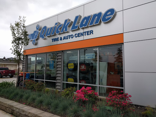 Car Repair and Maintenance «Quick Lane at Courtesy Ford», reviews and photos, 12040 NE Halsey St, Portland, OR 97230, USA