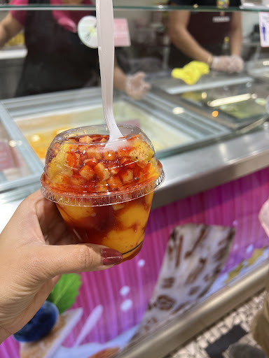 Ice Cream Shop «La Michoacana Premium Pilsen», reviews and photos, 1855 S Blue Island Ave, Chicago, IL 60608, USA