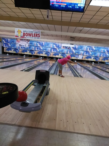 Bowling Alley «NEW Lido Lanes Toledo - Bowling Alley», reviews and photos, 865 South Ave, Toledo, OH 43609, USA