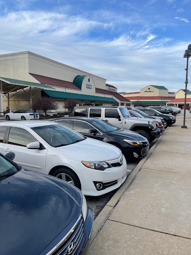 Clothing Store «GUESS Factory», reviews and photos, 11775 NE Executive Dr i040, Edinburgh, IN 46124, USA