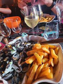 Plats et boissons du Restaurant de fruits de mer La plage à L'Aiguillon-la-Presqu'île - n°1