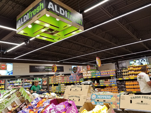 Supermarket «ALDI», reviews and photos, 550 E Golf Rd, Arlington Heights, IL 60005, USA