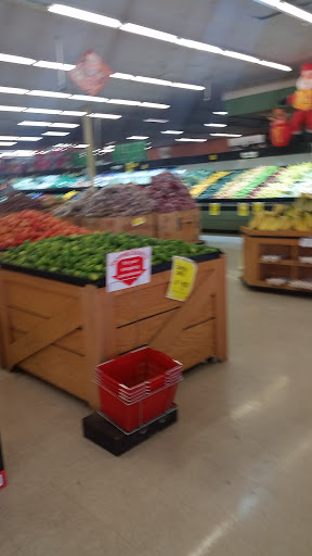 Grocery Store «Bravo Supermarkets», reviews and photos, 7733 W Hillsborough Ave, Tampa, FL 33615, USA