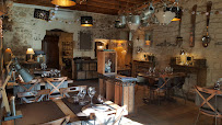 Atmosphère du Restaurant L'Oustaloun à Maussane-les-Alpilles - n°15