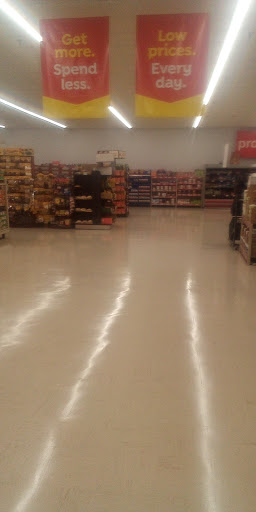 Grocery Store «Save-A-Lot», reviews and photos, 102 Lincoln Dr, Hodgenville, KY 42748, USA