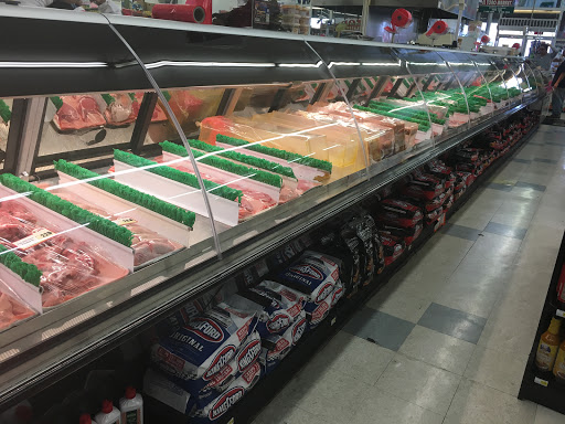 Grocery Store «El Toro Market», reviews and photos, 2868 W Rialto Ave, Rialto, CA 92376, USA