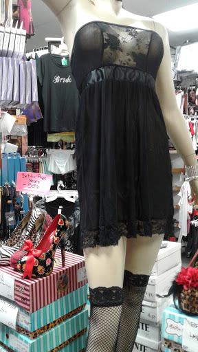 Lingerie Store «Naughty-N-Nice Lingerie», reviews and photos, 6201 Greenback Ln # D, Citrus Heights, CA 95621, USA