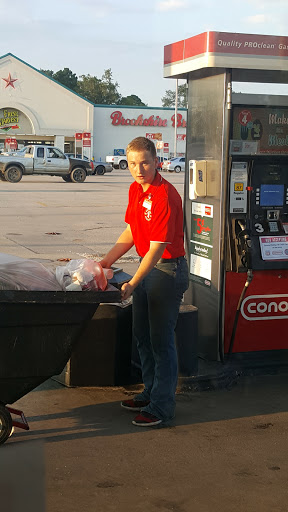 Grocery Store «Brookshire Brothers», reviews and photos, 603 E Houston St, Cleveland, TX 77327, USA