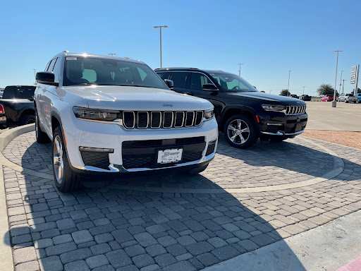 Car Dealer «Mike Brown Chrysler Dodge Jeep», reviews and photos, 4970 E Hwy 377, Granbury, TX 76049, USA