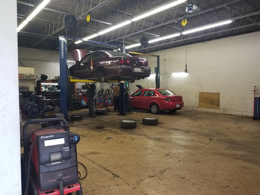 Auto Repair Shop «R&R Vehicle Repair», reviews and photos, 5075 Wooster Rd W, Norton, OH 44203, USA