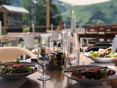 Restaurant Chez Leon ( Jeremy et Mel ) à Sainte-Foy-Tarentaise