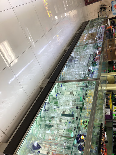 Tobacco Shop «Panama Joe Smoke Shop», reviews and photos, 6550 International Dr #103, Orlando, FL 32819, USA