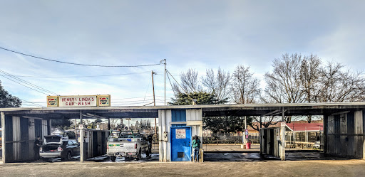 Henry And Linda's Car Wash en Oakdale
