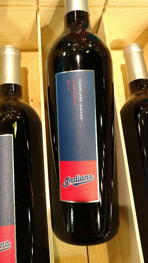 Liquor Store «Downtown Liquor», reviews and photos, 1303 W 6th St, Cleveland, OH 44113, USA