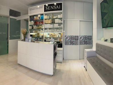 ESTÈTICA ANNA ARANDA Avinguda Catalunya, 31, local 9, 17230 Palamós, Girona, España