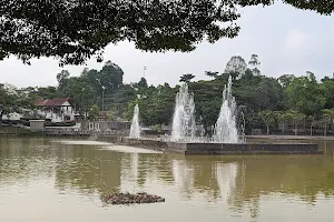 Taman Merdeka Musical Fountain image