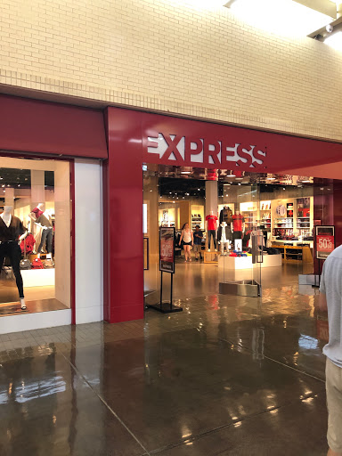 Clothing Store «Express», reviews and photos, 620 N Park Center, Dallas, TX 75225, USA