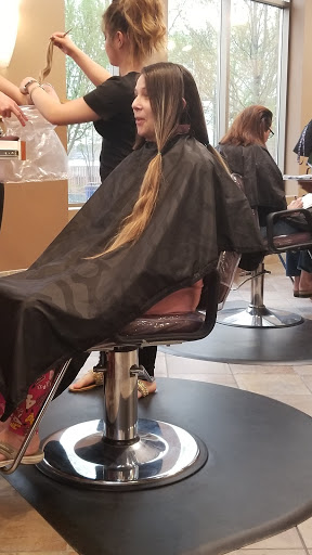 Day Spa «La Grande BeautySpa and Boutique», reviews and photos, 56 East Broadway Avenue #106, Forest Lake, MN 55025, USA