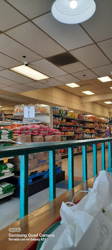 Supermarket «Chavez Supermarket», reviews and photos, 1157 W Tennyson Rd, Hayward, CA 94544, USA