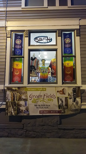 Tobacco Shop «Green Fields Smoke Shop», reviews and photos, 1237 E Brady St, Milwaukee, WI 53202, USA