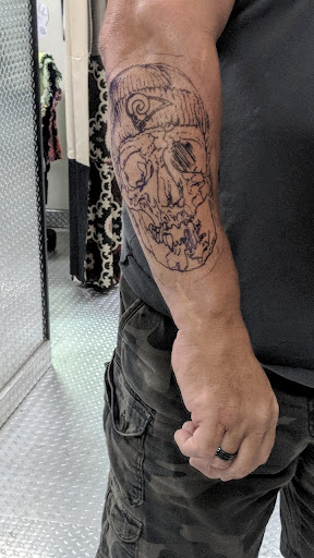 Tattoo Shop «Golden Spiral Studios», reviews and photos, 206 S Elm St, Greensboro, NC 27401, USA