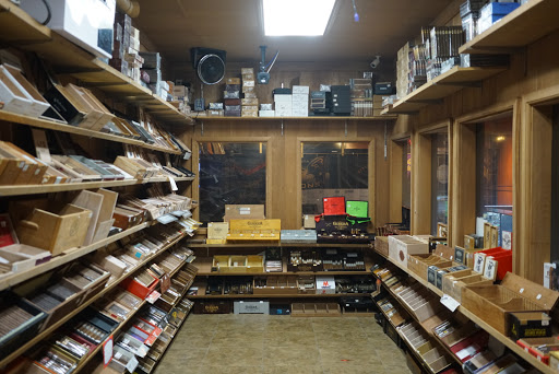 Tobacco Shop «Paradise Island Smoke Shop», reviews and photos, 3316 Snapfinger Rd, Lithonia, GA 30038, USA