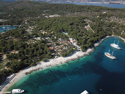 Fotografie cu Labadusa beach cu o linie de coastă dreaptă