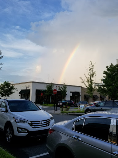 Shopping Mall «The Shops at Stonefield», reviews and photos, 2100 Hydraulic Rd, Charlottesville, VA 22901, USA
