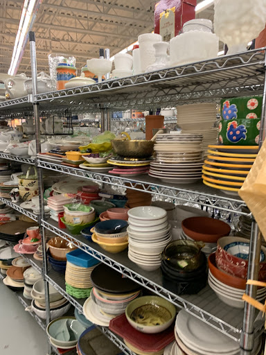 Thrift Store «Bethesda Thrift Shop», reviews and photos, 4749 County Rd 101, Minnetonka, MN 55345, USA