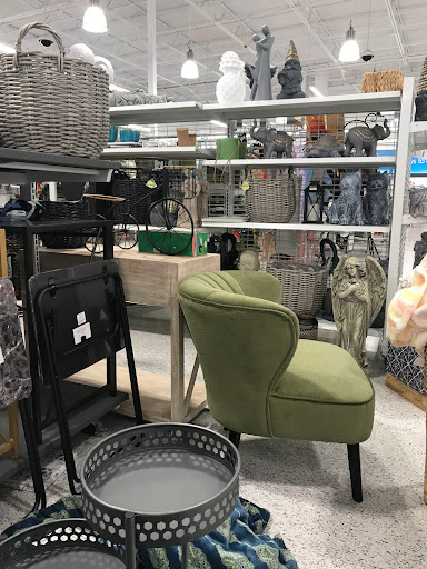 Clothing Store «Ross Dress for Less», reviews and photos, 18520 33rd Ave W, Lynnwood, WA 98037, USA