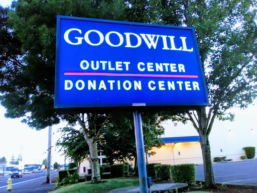 Thrift Store «Goodwill Outlet», reviews and photos, 3235 Portland Rd NE, Salem, OR 97301, USA