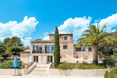 SAFTI - Sarah GALIAN - Conseillère en Immobilier ROQUEBRUNE-SUR-ARGENS et alentours à Roquebrune-sur-Argens
