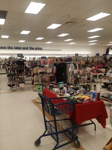 Department Store «Marshalls», reviews and photos, 253 Commons Dr, Chicago Ridge, IL 60415, USA