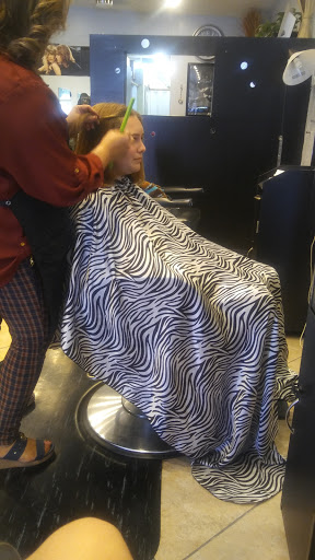 Hair Salon «hair studio salon», reviews and photos, 5605 South St, Lakewood, CA 90713, USA