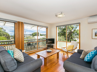 SKYVIEW holiday home in Anglesea