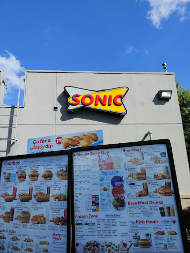 Fast Food Restaurant «Sonic Drive-In», reviews and photos, 12312 Blue Ridge Blvd, Grandview, MO 64030, USA
