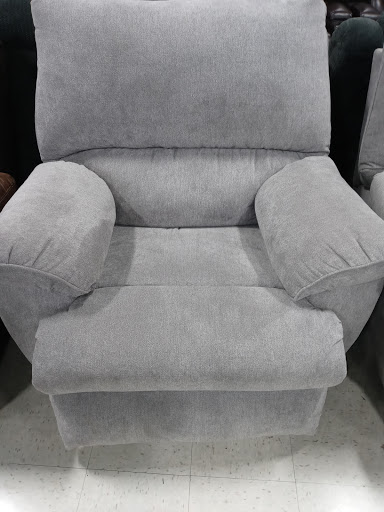 Furniture Store «Louisville Overstock Furniture Warehouse», reviews and photos, 1050 E Lewis and Clark Pkwy, Clarksville, IN 47129, USA