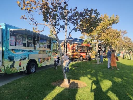 Park «Mike Ward Community Park Woodbridge», reviews and photos, 20 Lake Rd, Irvine, CA 92604, USA