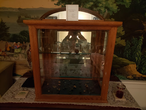 Lodging «Historic Boydville», reviews and photos, 601 S Queen St, Martinsburg, WV 25401, USA