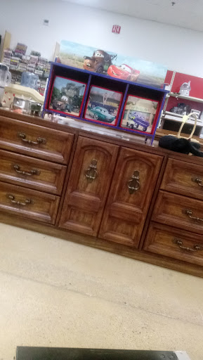 Thrift Store «The Salvation Army Family Store & Donation Center», reviews and photos, 1035 E Rand Rd, Arlington Heights, IL 60004, USA