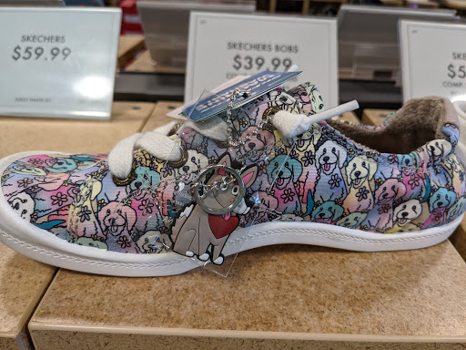 Shoe Store «DSW Designer Shoe Warehouse», reviews and photos, 833 N Krocks Rd #107, Allentown, PA 18106, USA