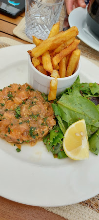 Steak tartare du Restaurant de spécialités à base de poisson-pêcheur Au Doyen à Marseille4:00PM - n°2