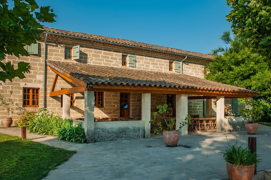 Gruppenhaus Mas de la Garonne à Saint-Maximin (Gard 30)