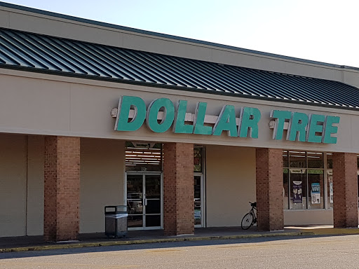 Dollar Store «Dollar Tree», reviews and photos, 801 Merrimac Trail, Williamsburg, VA 23185, USA