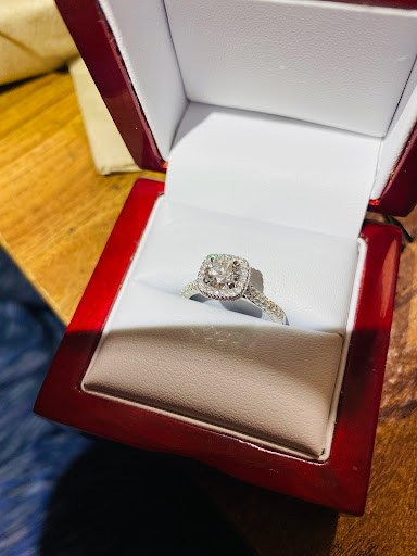 Jeweler «Apple Valley Diamonds», reviews and photos, 14810 Granada Ave, St Paul, MN 55124, USA