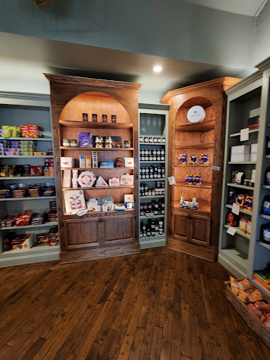 Shopping Mall «Eagle Village Shops», reviews and photos, 503 W Lancaster Ave, Wayne, PA 19087, USA