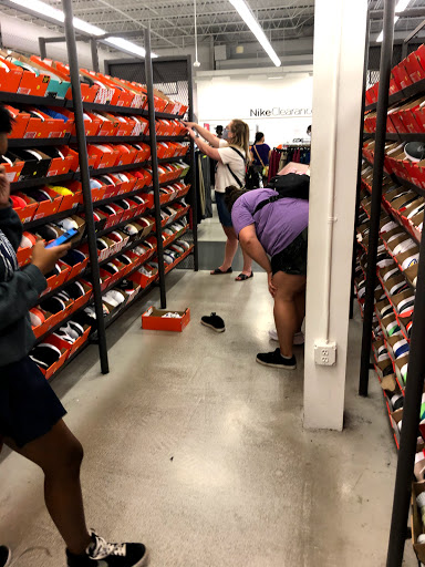 Clothing Store «Nike Clearance Store», reviews and photos, 4099 S Plaza Dr, Memphis, TN 38116, USA
