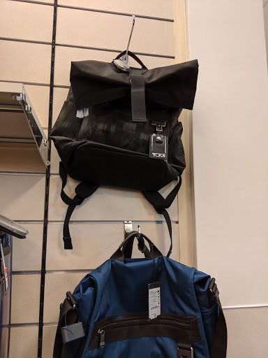 Department Store «Nordstrom Rack Gateway», reviews and photos, 9607 Research Blvd, Austin, TX 78759, USA
