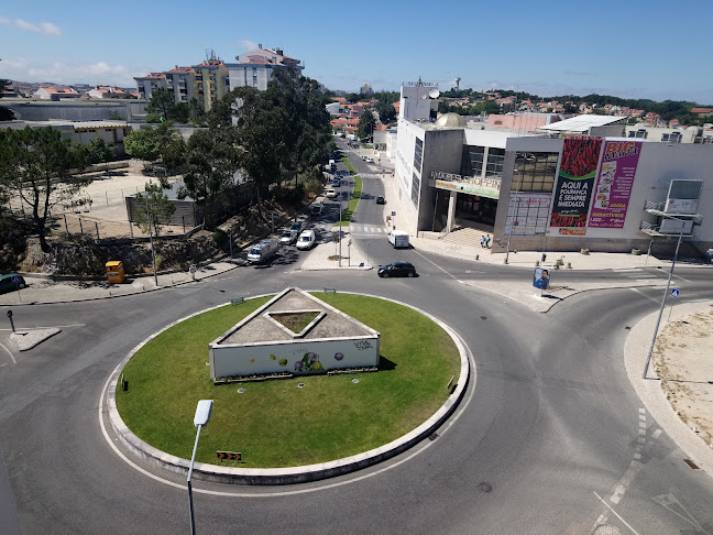 Avaliações doRotunda de Fitares, Rinchoa em Sintra - Shopping Center