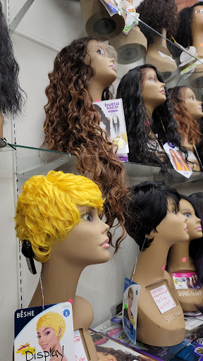 Beauty Supply Store «U Top Fashion & Beauty», reviews and photos, 802 Bloomington Rd, Champaign, IL 61820, USA